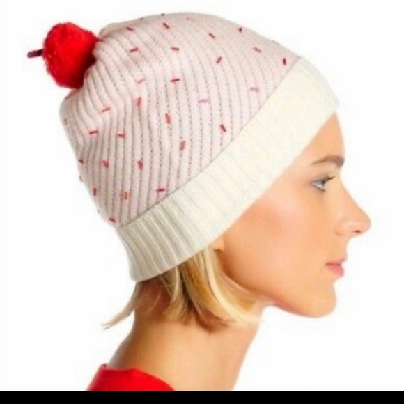 🍒 Kate Spade Cupcake hat - Picture 1 of 6
